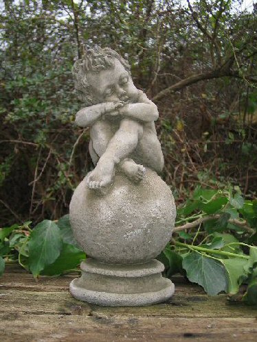 KAC20 Small Cherub on Ball KAC20 Small Cherub on Ball